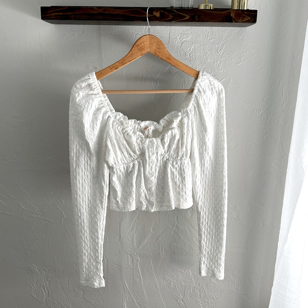 Free People *LIKE NEW* white top